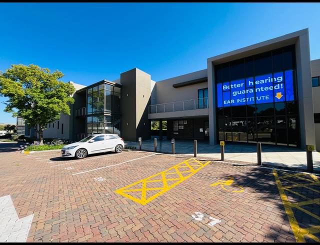 146M² OFFICE FOR SALE IN FOURWAYS GARDENS